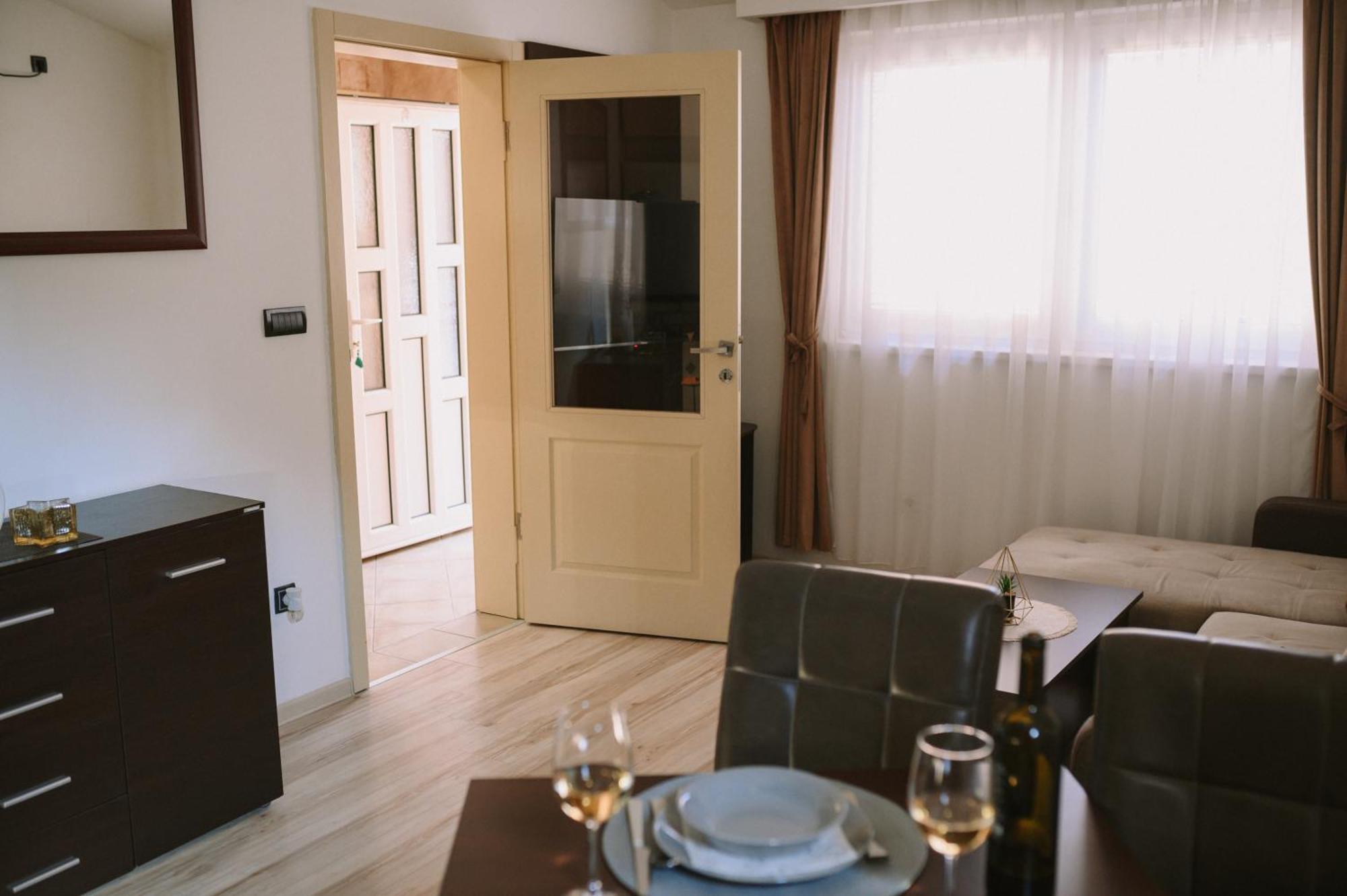 Matino Apartments 3 Valjevo Zimmer foto